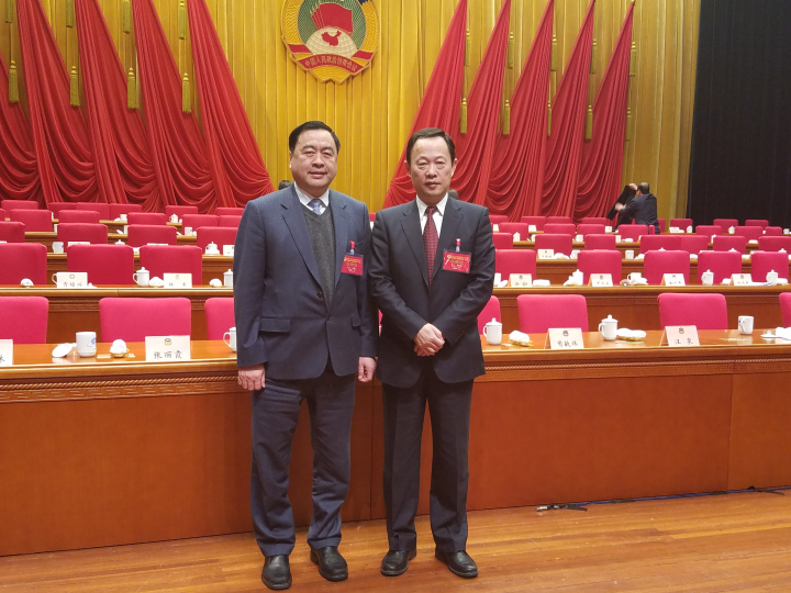 1496476859135927.jpg 4-趙振元與無(wú)錫市政協(xié)主席周敏煒合影.jpg